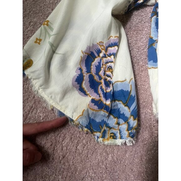 Floral Wrap Top - Picture 4 of 4